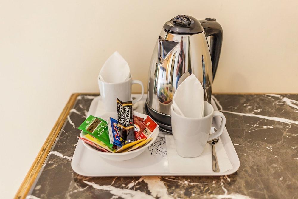 Hotel Regina Giovanna Rzym Zewnętrze zdjęcie