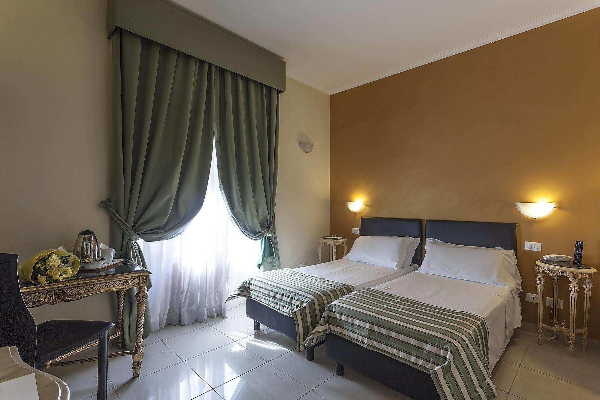 Hotel Regina Giovanna Rzym Zewnętrze zdjęcie